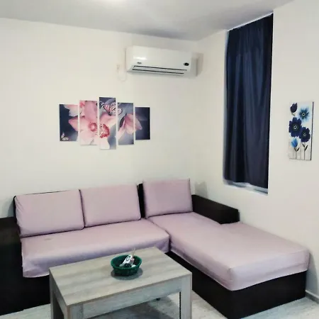 Cozy Saint Sofia ساني بيتش
